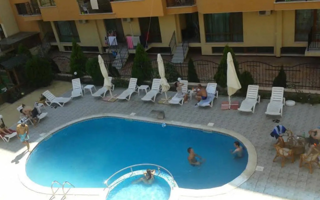Hotel Megas