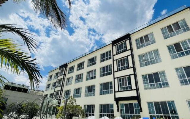 Haitian Yise Resorts Hotel Qinhuangdao