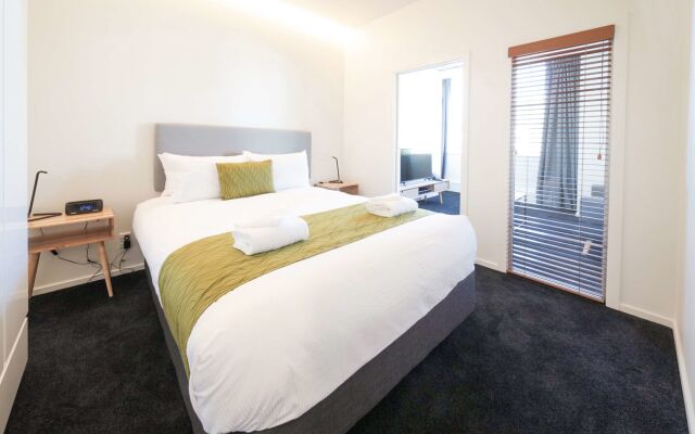 Liberty Apartment Hotel
