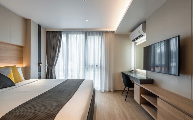 Destiny63 Ekamai Apartment