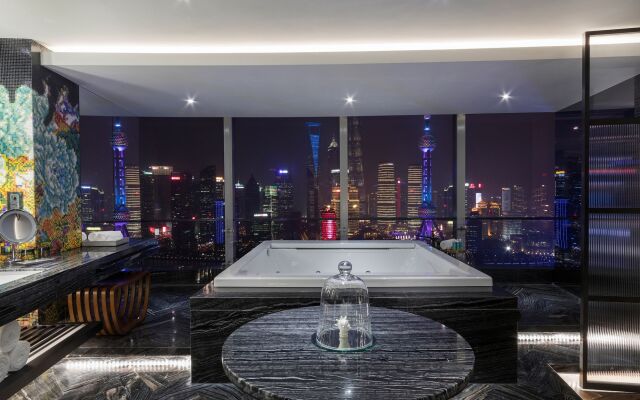 W Shanghai - The Bund