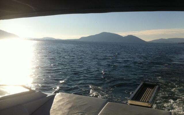 Boats & Breakfast Iseo Lake Iseo 1
