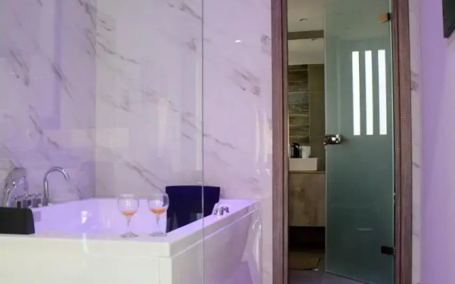 Dafni Luxury Suites