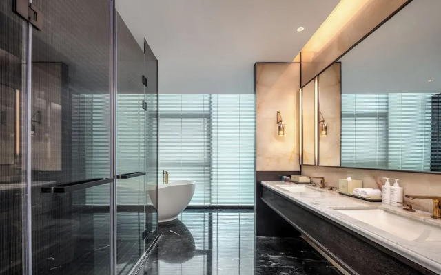 Howard Johnson By Wyndham Guotou Plaza Zigong