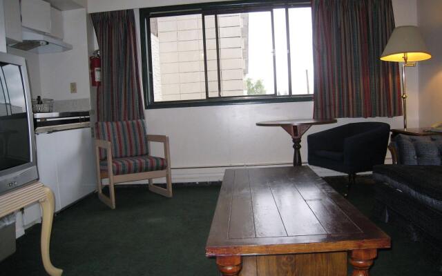 Harbourside Inn