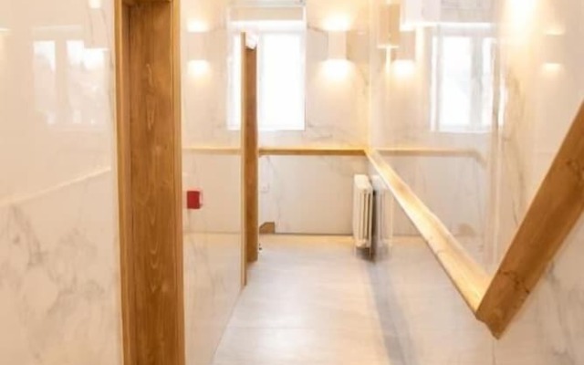 Burren London Hotel