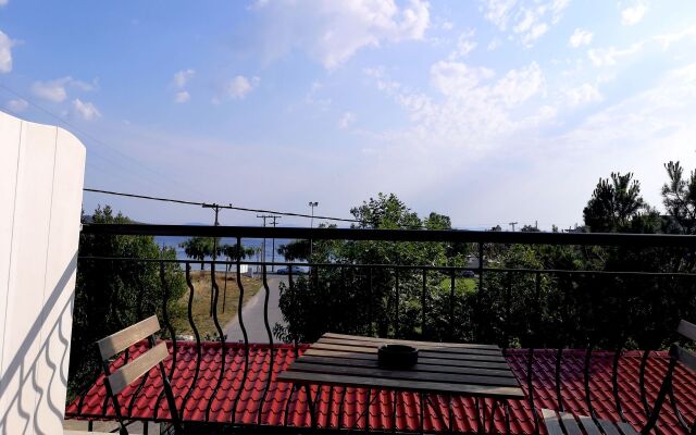 Gyalos Beachfront