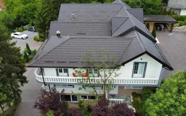 Rakovica Resort Luxury Apartments