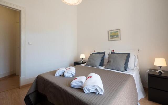 Rent4Rest Dream View Apartment Lisbon