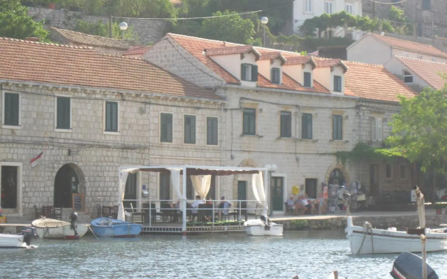 Apartments Orica I