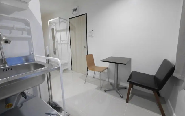 Lee Home Bangkok