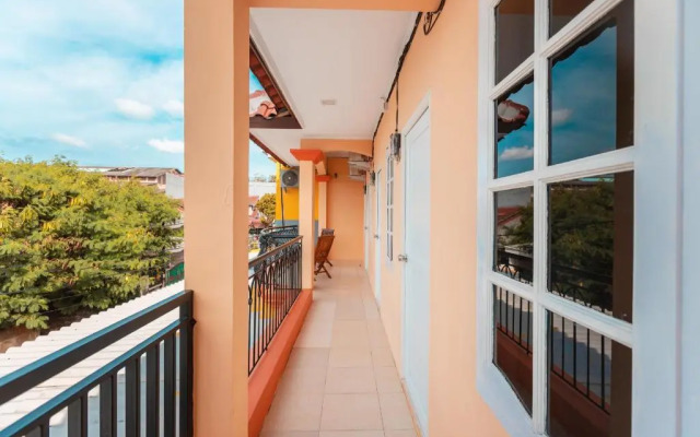 OYO 3132 Mahkota Sivali