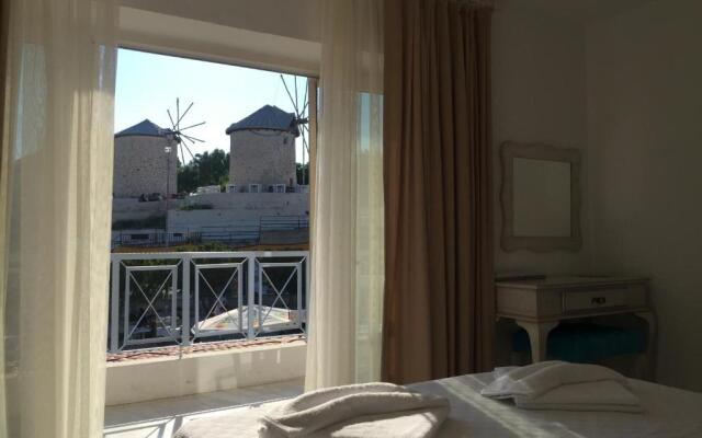 Alacati Sardunya Hotel