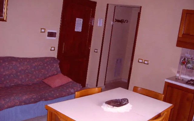 Il Grappolo e la Rosa