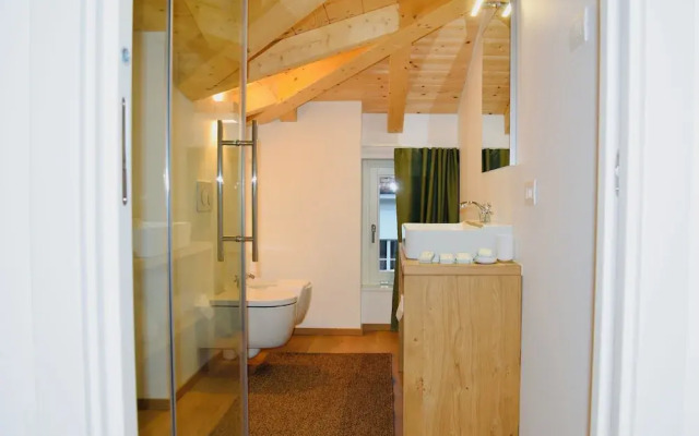 Nine Rooms Shared