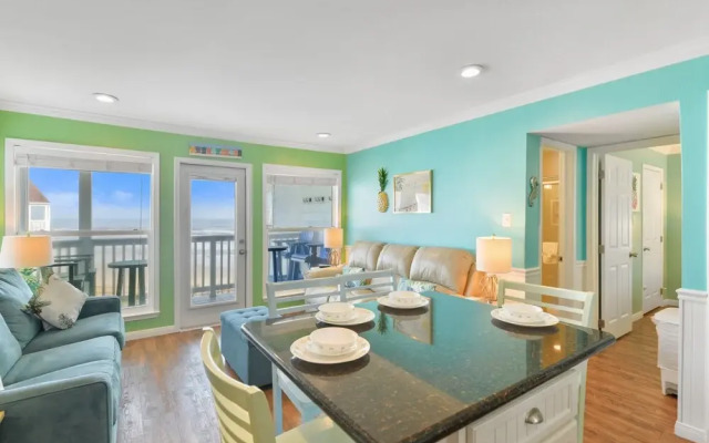 Seascape 1313 2 Bedroom Condo