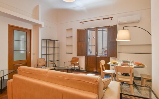 Nice Apartment in Palermo With 2 Bedrooms and Wifi