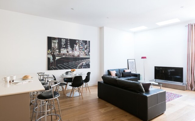 Stylish 2BR Flat Right Next to the Tate Modern