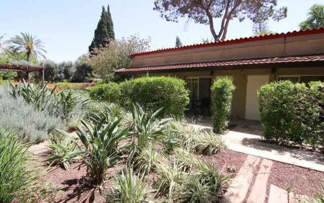 Kibbutz Ashdot Yaacov Ichud Country Lodging