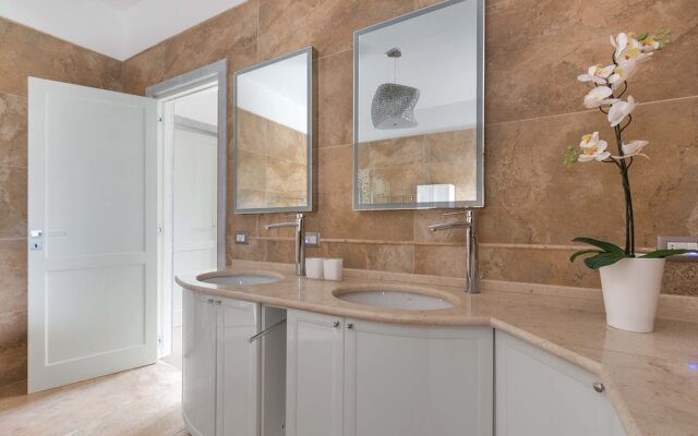 2660 Villa Montecarlo by Perle di Puglia