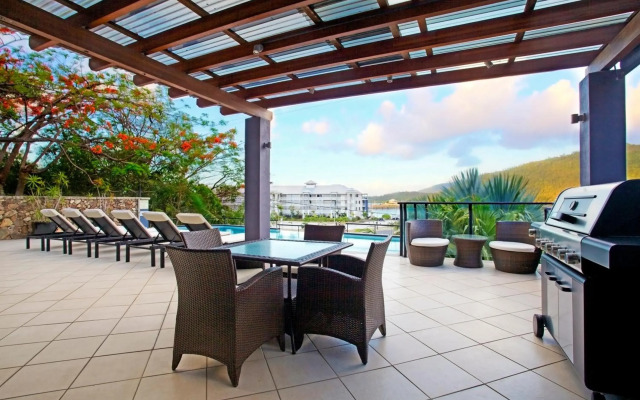 at Waterfront Whitsunday Retreat