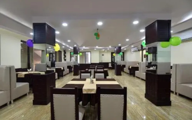 Hotel Anant by OYO Rooms