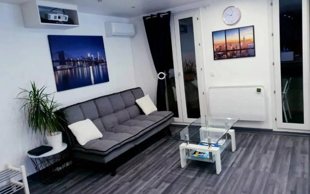 Superbe studio de 30m2 proche de Paris