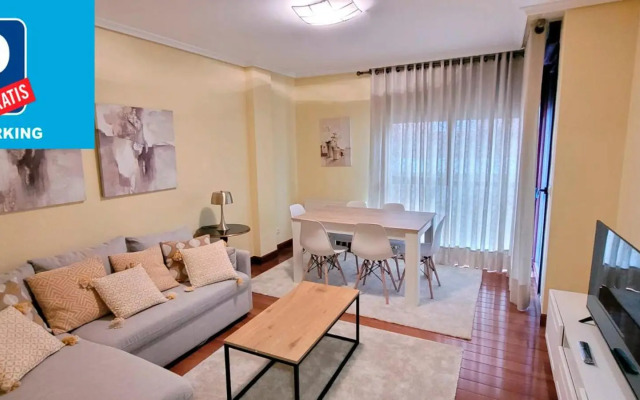 Cozy Yellow Home in Getxo