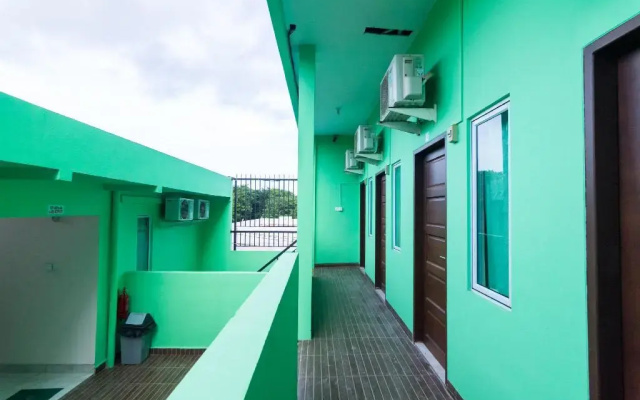 OYO 1917 Mamora Homestay