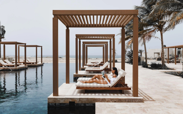Alila Hinu Bay