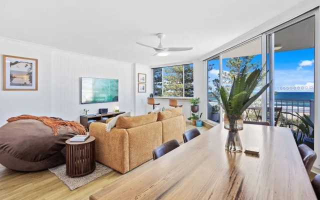 3 Bedroom Miami Oceanfront Apartment