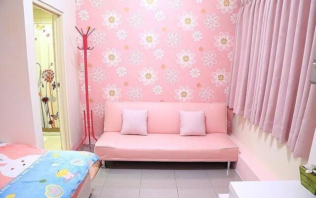 Garden House- Tainan Station