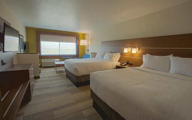 Holiday Inn Express & Suites Boise Airport by IHG
