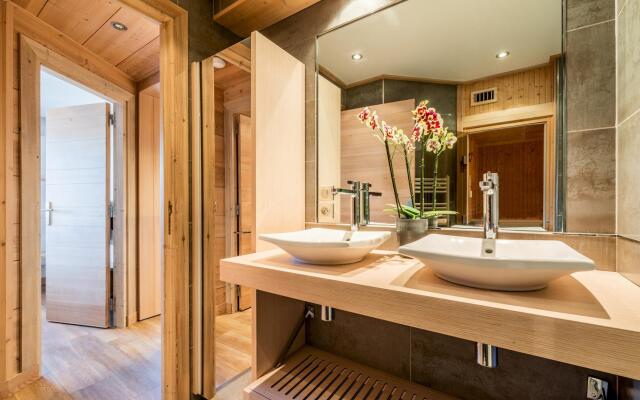 ITAUBA - Luxury ski in ski out apartment with sauna