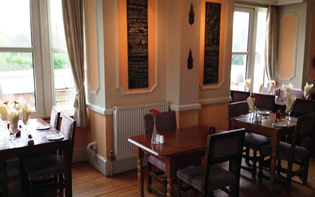 3 Tuns Coaching Inn