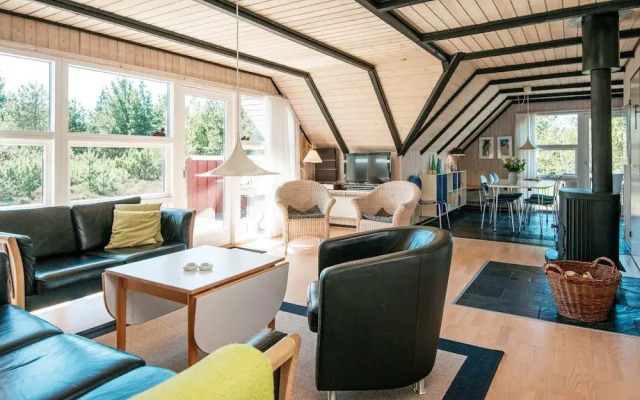 8 Person Holiday Home in Romo-by Traum