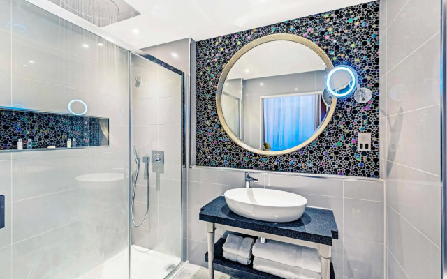 Premier Inn Dubai International Airport