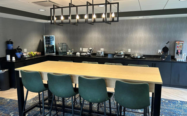 Best Western Potsdam University Park Inn