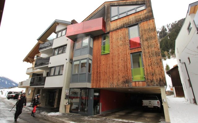 Modern Apartment in Tyrol Near Ski Area