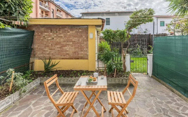 Sage Rosemary Home - With Garden