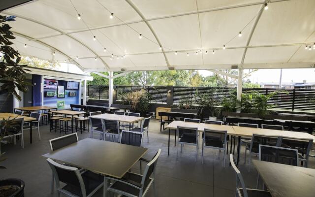 Boatrowers Hotel Stockton