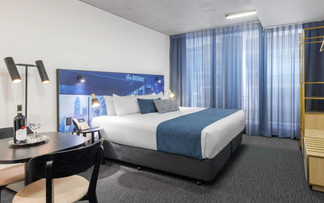 Oaks Melbourne St Kilda Road Hotel