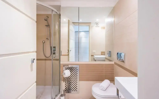 Blu Breeze on Seafront