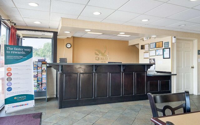 Quality Inn Calhoun North I-75