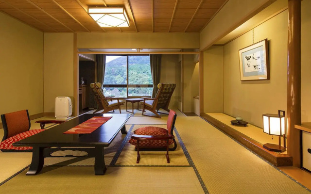 Yumoto Konpira Onsen Hananoyu Koubaitei