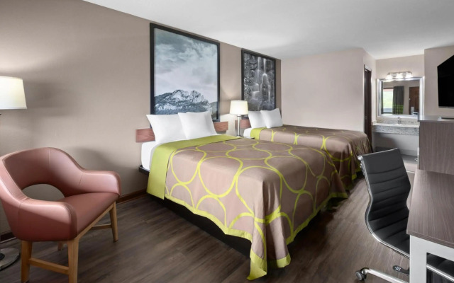 Super 8 by Wyndham Bridgeport/Clarksburg Area