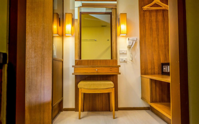 Nidhra Lanna Hotel