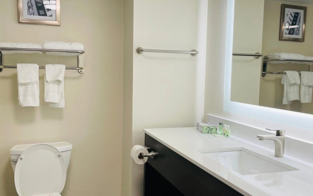 Quality Inn & Suites Lake Charles South