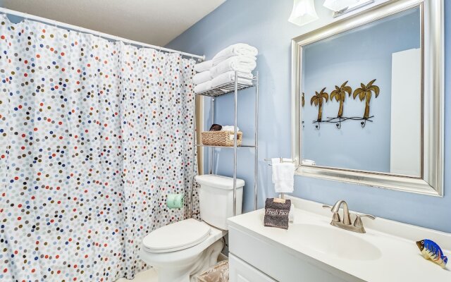 Sandpiper Cove 8229 Studio Bedroom Condo by RedAwning