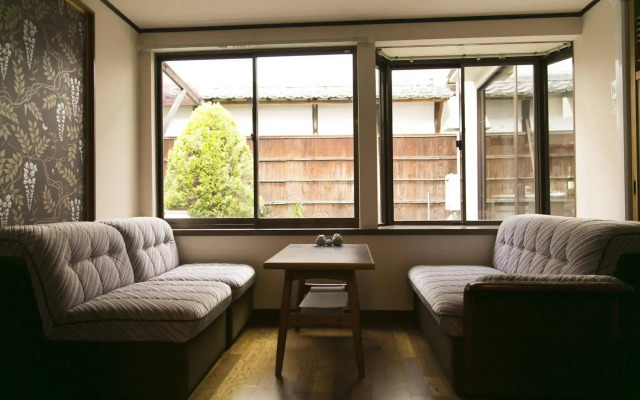 Guesthouse Tomari-ya Caters to Women